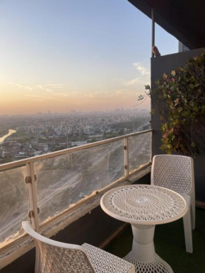 luxurious space with balcony